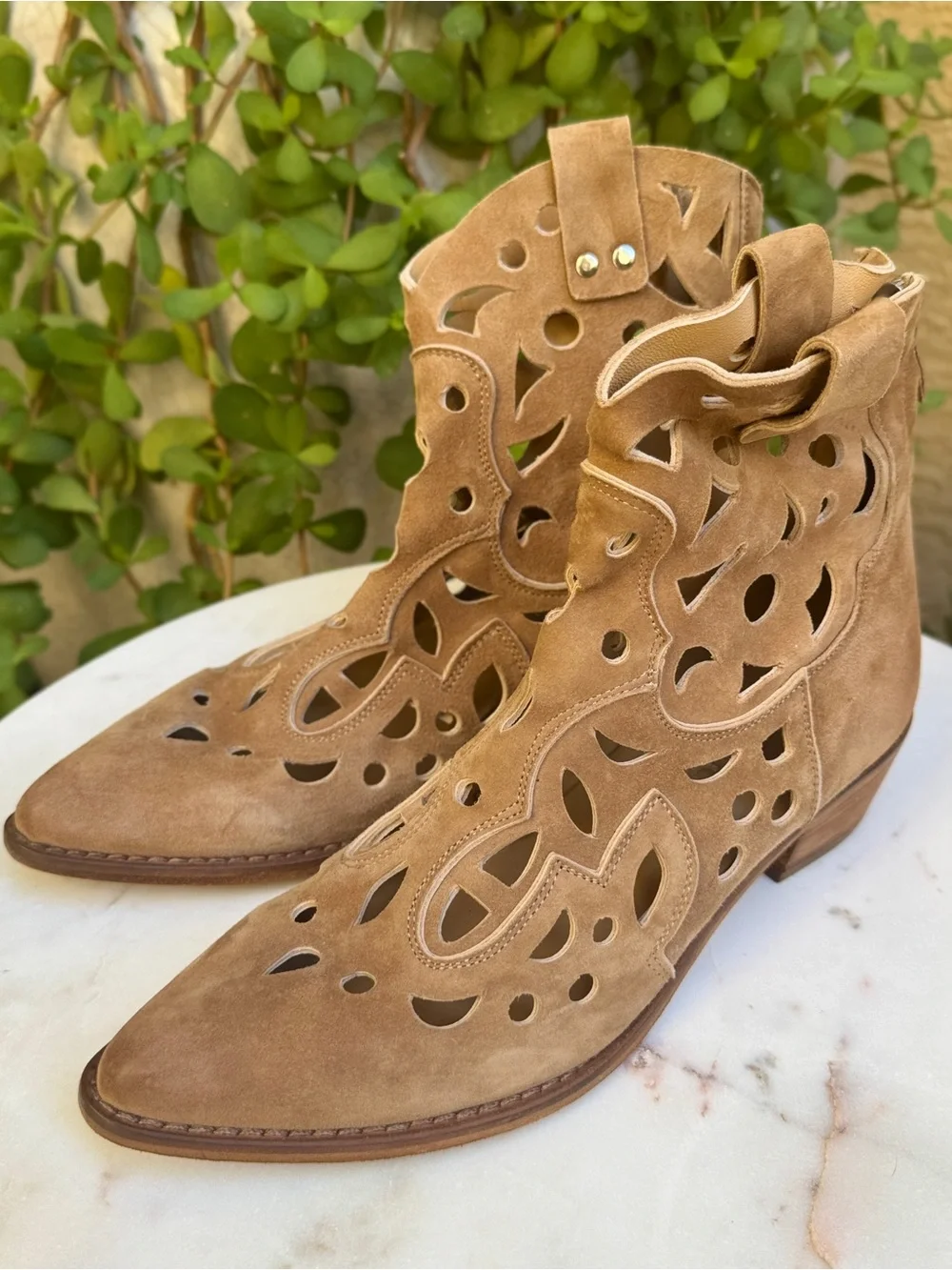 Mimmù Laser Cut Suede Leather Ankle Boots